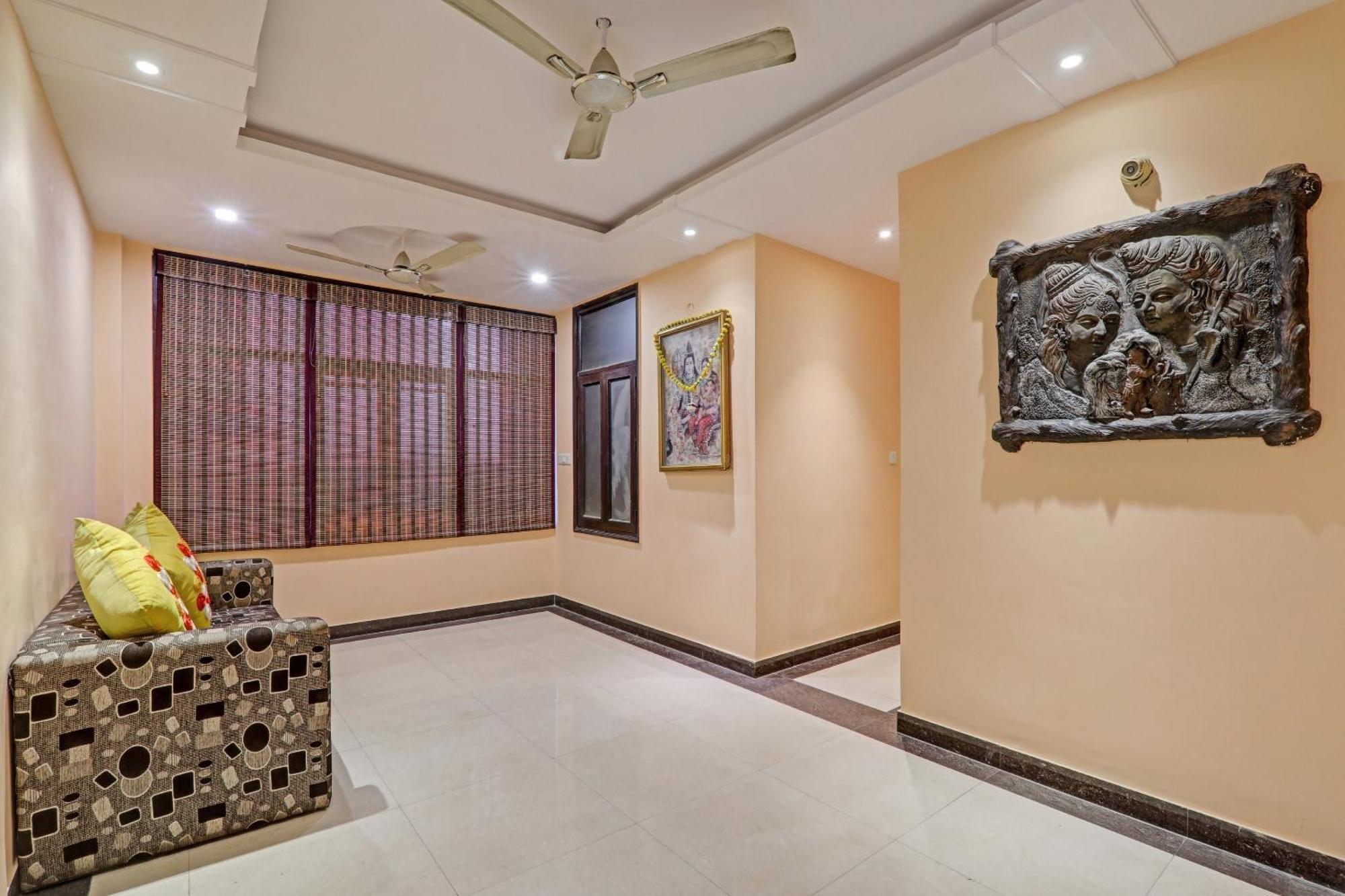 Super Capital O Townhouse Govinda Royal Ξενοδοχείο Κανπούρ Εξωτερικό φωτογραφία