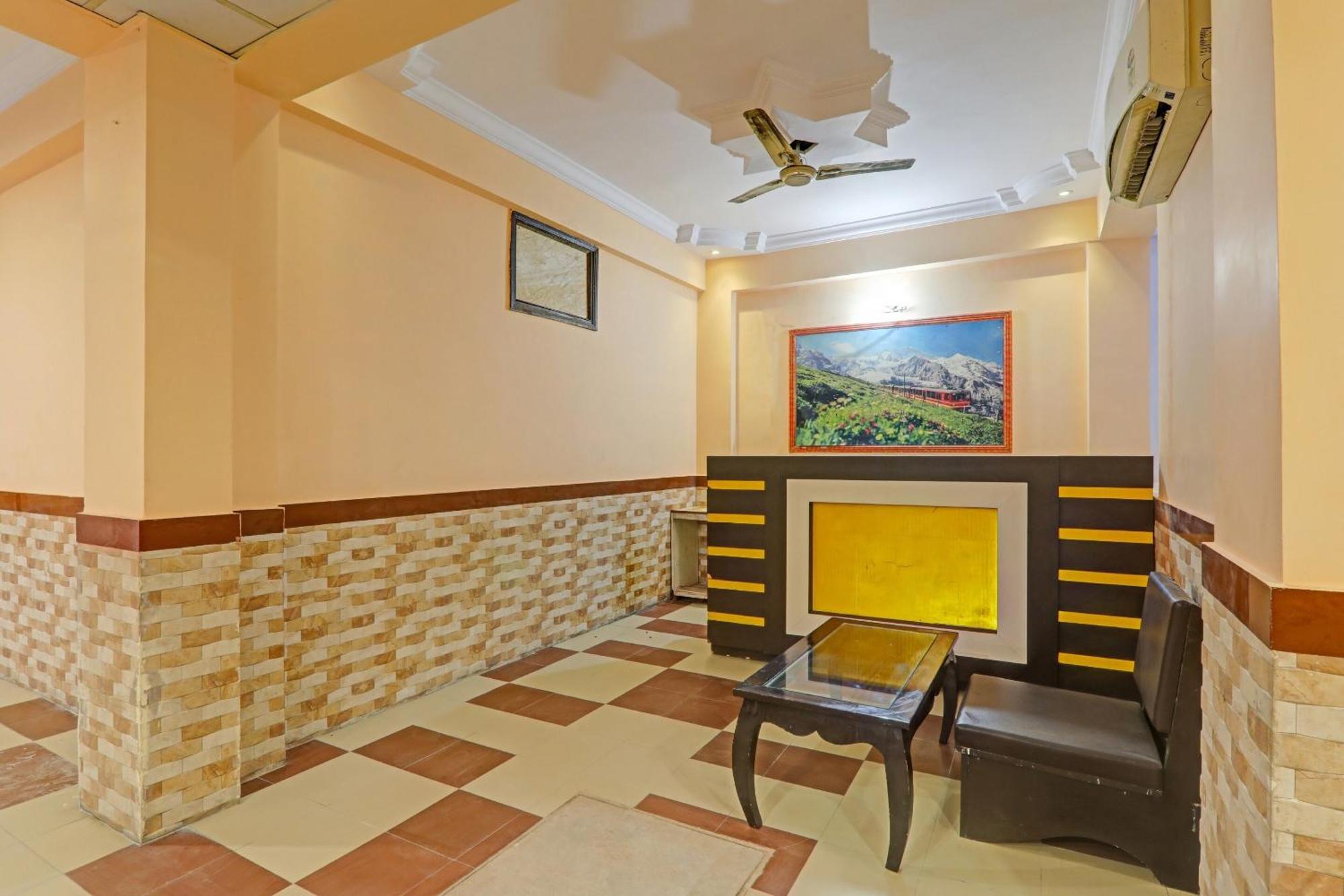 Super Capital O Townhouse Govinda Royal Ξενοδοχείο Κανπούρ Εξωτερικό φωτογραφία