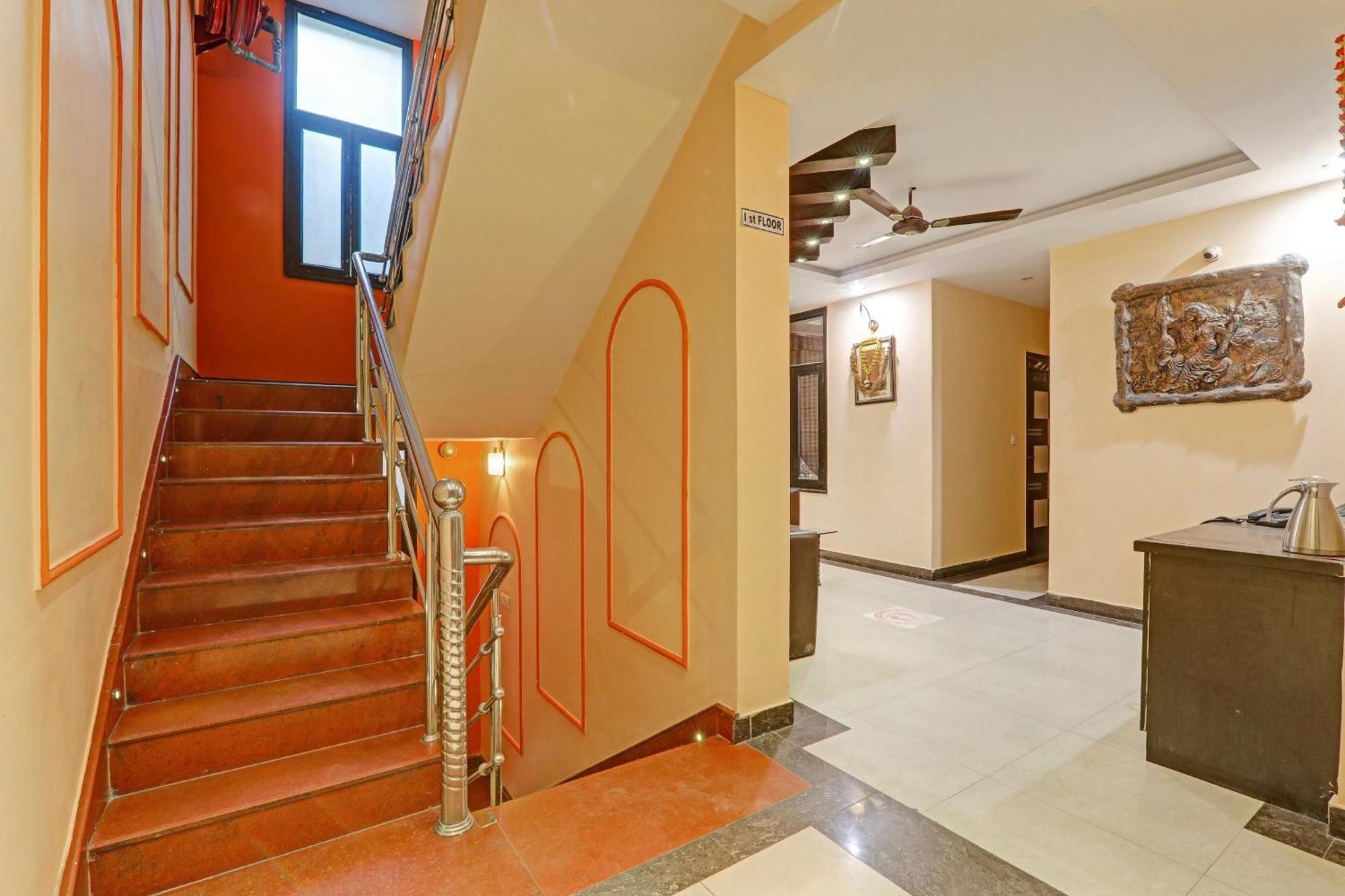 Super Capital O Townhouse Govinda Royal Ξενοδοχείο Κανπούρ Εξωτερικό φωτογραφία