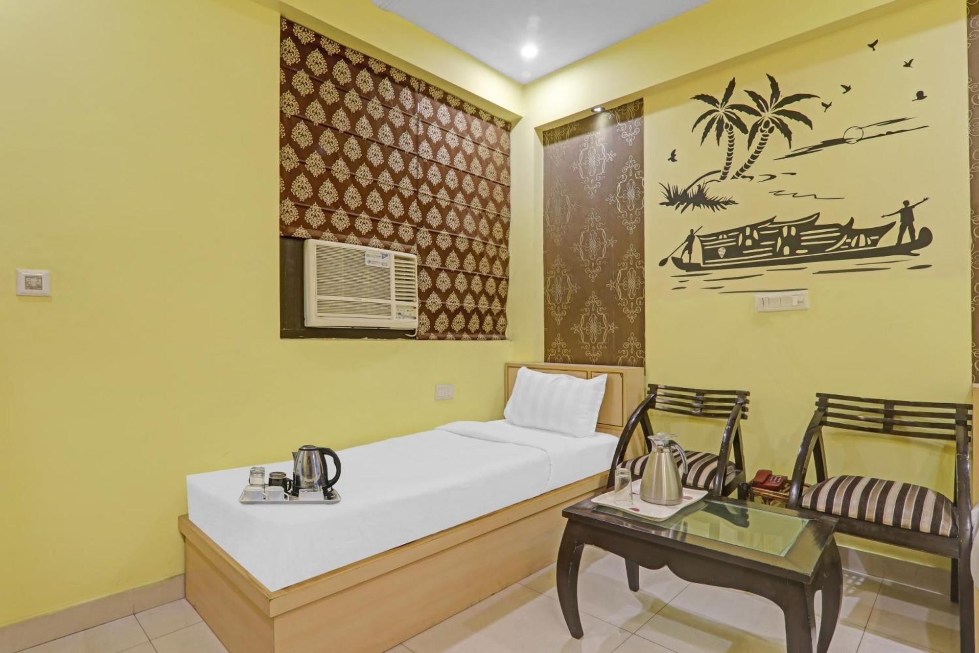 Super Capital O Townhouse Govinda Royal Ξενοδοχείο Κανπούρ Εξωτερικό φωτογραφία