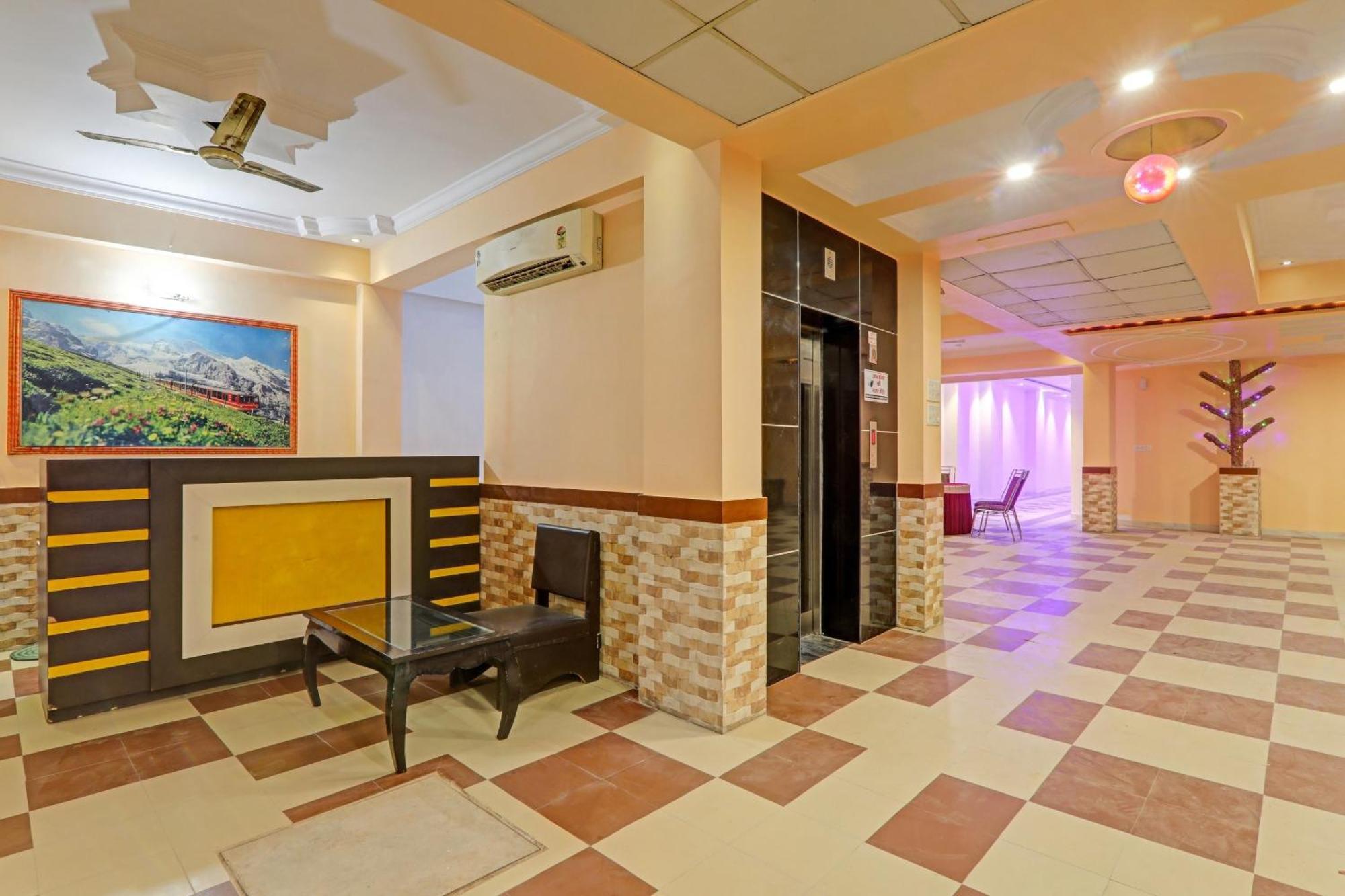 Super Capital O Townhouse Govinda Royal Ξενοδοχείο Κανπούρ Εξωτερικό φωτογραφία